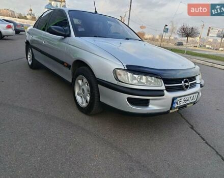 Серый Опель Омега, объемом двигателя 1.99 л и пробегом 300 тыс. км за 2650 $, фото 20 на Automoto.ua