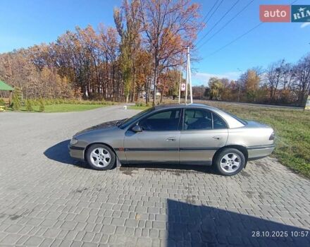 Серый Опель Омега, объемом двигателя 2 л и пробегом 370 тыс. км за 2100 $, фото 5 на Automoto.ua
