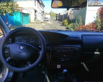 Серый Опель Омега, объемом двигателя 2 л и пробегом 300 тыс. км за 3400 $, фото 5 на Automoto.ua