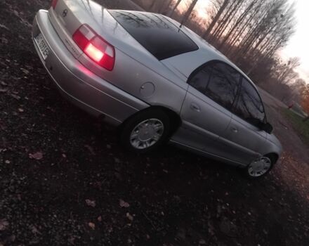 Серый Опель Омега, объемом двигателя 2 л и пробегом 375 тыс. км за 1750 $, фото 4 на Automoto.ua