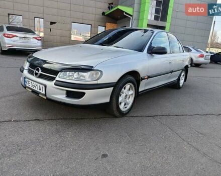 Серый Опель Омега, объемом двигателя 1.99 л и пробегом 300 тыс. км за 2650 $, фото 10 на Automoto.ua