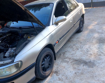 Сірий Опель Омега, об'ємом двигуна 2 л та пробігом 270 тис. км за 1800 $, фото 7 на Automoto.ua