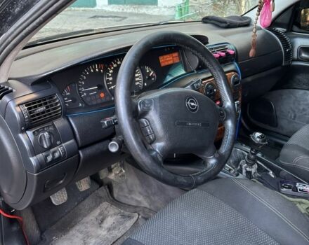 Сірий Опель Омега, об'ємом двигуна 2 л та пробігом 311 тис. км за 2500 $, фото 7 на Automoto.ua