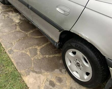 Сірий Опель Омега, об'ємом двигуна 2 л та пробігом 341 тис. км за 2300 $, фото 6 на Automoto.ua