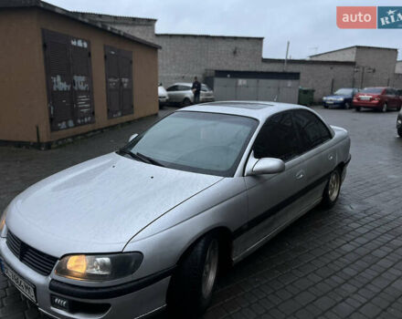 Серый Опель Омега, объемом двигателя 2.5 л и пробегом 204 тыс. км за 2600 $, фото 4 на Automoto.ua