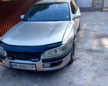 Сірий Опель Омега, об'ємом двигуна 2 л та пробігом 270 тис. км за 1800 $, фото 1 на Automoto.ua
