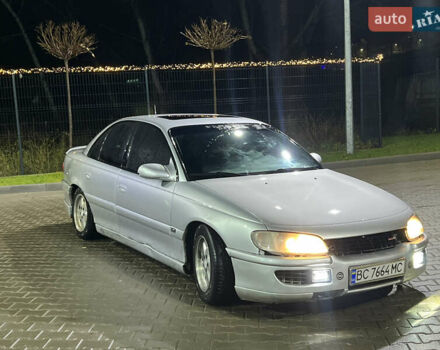 Серый Опель Омега, объемом двигателя 2.5 л и пробегом 250 тыс. км за 1550 $, фото 1 на Automoto.ua