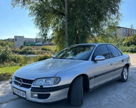 Сірий Опель Омега, об'ємом двигуна 2.5 л та пробігом 378 тис. км за 1358 $, фото 2 на Automoto.ua