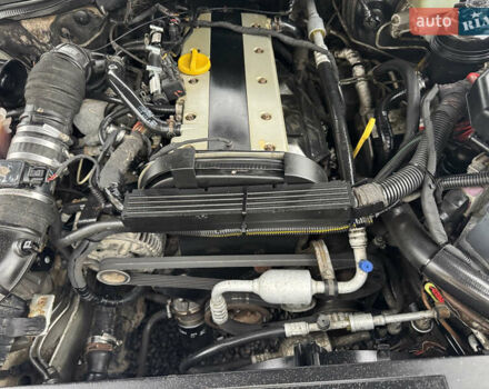 Серый Опель Омега, объемом двигателя 2.2 л и пробегом 325 тыс. км за 2200 $, фото 8 на Automoto.ua