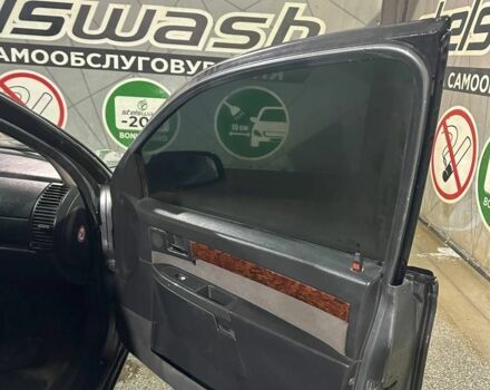 Серый Опель Омега, объемом двигателя 2.2 л и пробегом 379 тыс. км за 2200 $, фото 9 на Automoto.ua