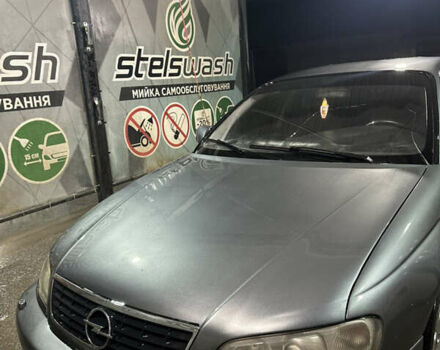 Сірий Опель Омега, об'ємом двигуна 2.2 л та пробігом 379 тис. км за 2200 $, фото 5 на Automoto.ua