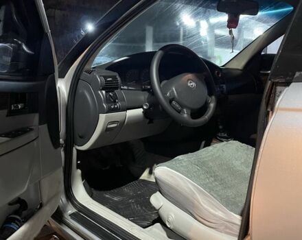 Сірий Опель Омега, об'ємом двигуна 2.2 л та пробігом 280 тис. км за 3000 $, фото 4 на Automoto.ua