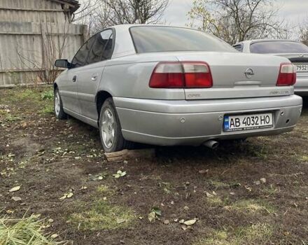 Серый Опель Омега, объемом двигателя 2.2 л и пробегом 111 тыс. км за 2600 $, фото 2 на Automoto.ua