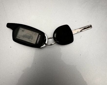 Серый Опель Омега, объемом двигателя 2.5 л и пробегом 225 тыс. км за 2158 $, фото 7 на Automoto.ua