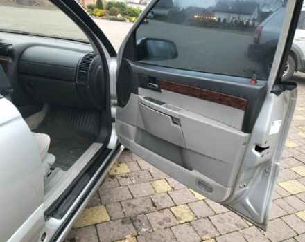 Серый Опель Омега, объемом двигателя 2.5 л и пробегом 320 тыс. км за 2400 $, фото 10 на Automoto.ua