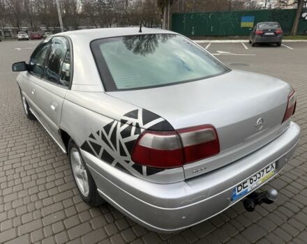 Сірий Опель Омега, об'ємом двигуна 2.5 л та пробігом 192 тис. км за 2800 $, фото 5 на Automoto.ua