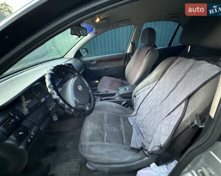 Сірий Опель Омега, об'ємом двигуна 2.2 л та пробігом 358 тис. км за 3000 $, фото 4 на Automoto.ua