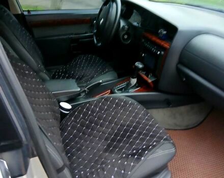 Сірий Опель Омега, об'ємом двигуна 2.2 л та пробігом 280 тис. км за 3600 $, фото 8 на Automoto.ua