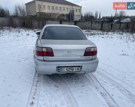 Серый Опель Омега, объемом двигателя 2 л и пробегом 300 тыс. км за 1900 $, фото 2 на Automoto.ua