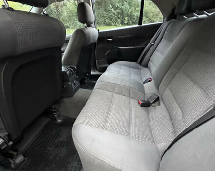 Опель Омега 2000 в Львове на Automoto.ua Серый Опель Омега, объемом двигателя 2.2 л и пробегом 280 тыс. км за 2900 $, фото 12 на Automoto.ua