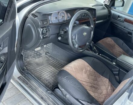 Опель Омега 2001 у Прилуках на Automoto.ua Сірий Опель Омега, об'ємом двигуна 3 л та пробігом 300 тис. км за 1950 $, фото 4 на Automoto.ua