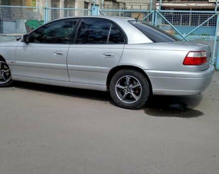 Серый Опель Омега, объемом двигателя 2.2 л и пробегом 250 тыс. км за 4200 $, фото 4 на Automoto.ua