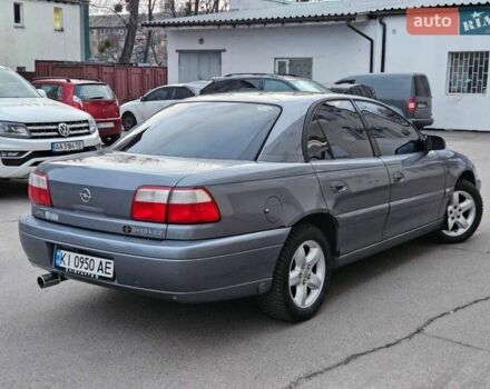 Сірий Опель Омега, об'ємом двигуна 2.2 л та пробігом 283 тис. км за 2999 $, фото 4 на Automoto.ua