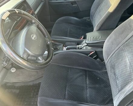 Серый Опель Омега, объемом двигателя 2.2 л и пробегом 390 тыс. км за 2000 $, фото 11 на Automoto.ua