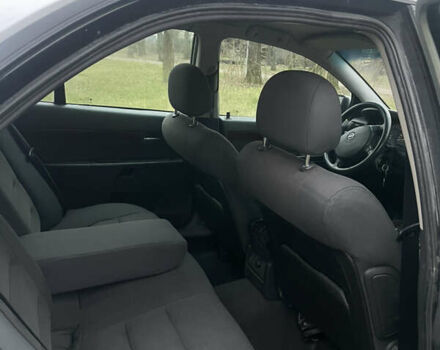 Серый Опель Омега, объемом двигателя 2.2 л и пробегом 206 тыс. км за 2900 $, фото 6 на Automoto.ua