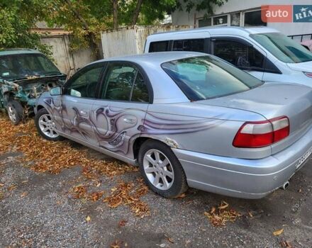 Серый Опель Омега, объемом двигателя 2.2 л и пробегом 300 тыс. км за 1900 $, фото 5 на Automoto.ua