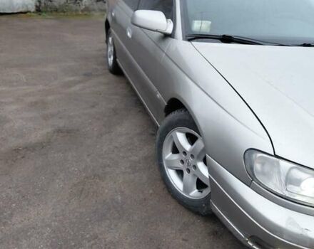 Сірий Опель Омега, об'ємом двигуна 2.2 л та пробігом 350 тис. км за 3500 $, фото 3 на Automoto.ua