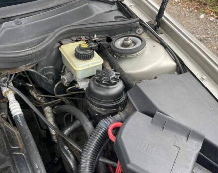 Серый Опель Омега, объемом двигателя 2.2 л и пробегом 300 тыс. км за 2500 $, фото 8 на Automoto.ua