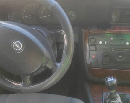 Серый Опель Омега, объемом двигателя 2.2 л и пробегом 356 тыс. км за 3500 $, фото 3 на Automoto.ua