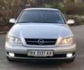 Сірий Опель Омега, об'ємом двигуна 2.2 л та пробігом 302 тис. км за 4700 $, фото 1 на Automoto.ua