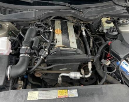 Серый Опель Омега, объемом двигателя 2.2 л и пробегом 300 тыс. км за 2500 $, фото 10 на Automoto.ua