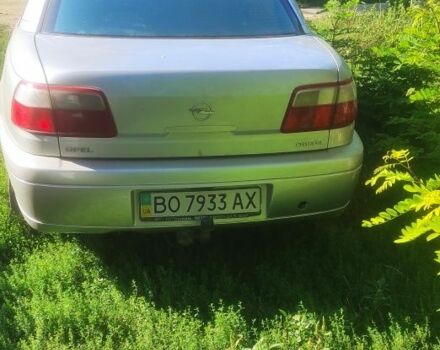 Серый Опель Омега, объемом двигателя 2.2 л и пробегом 356 тыс. км за 3500 $, фото 2 на Automoto.ua