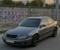 Сірий Опель Омега, об'ємом двигуна 2.2 л та пробігом 500 тис. км за 2002 $, фото 3 на Automoto.ua