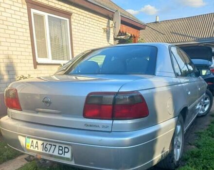 Опель Омега 2003 в Черкассах на Automoto.ua Серый Опель Омега, объемом двигателя 2.2 л и пробегом 250 тыс. км за 3800 $, фото 2 на Automoto.ua
