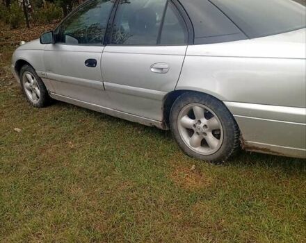 Серый Опель Омега, объемом двигателя 2.2 л и пробегом 331 тыс. км за 1900 $, фото 5 на Automoto.ua