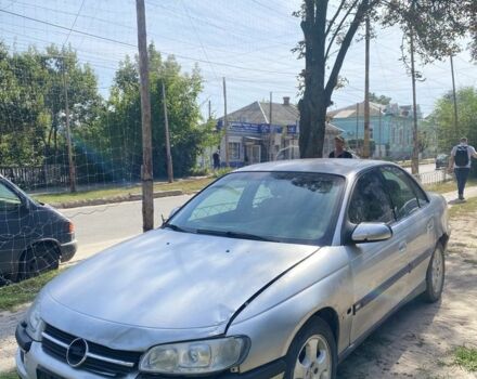 Сірий Опель Омега, об'ємом двигуна 2 л та пробігом 174 тис. км за 900 $, фото 1 на Automoto.ua