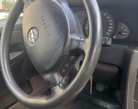 Опель Омега 2003 в Черкассах на Automoto.ua Серый Опель Омега, объемом двигателя 2.2 л и пробегом 250 тыс. км за 3800 $, фото 5 на Automoto.ua