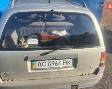 Серый Опель Омега, объемом двигателя 1.8 л и пробегом 300 тыс. км за 1200 $, фото 5 на Automoto.ua