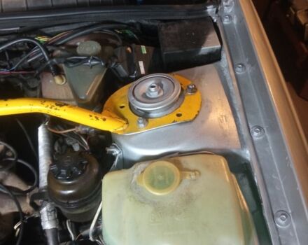 Серый Опель Омега, объемом двигателя 2 л и пробегом 289 тыс. км за 1250 $, фото 6 на Automoto.ua