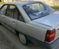 Сірий Опель Омега, об'ємом двигуна 1.8 л та пробігом 350 тис. км за 1350 $, фото 2 на Automoto.ua