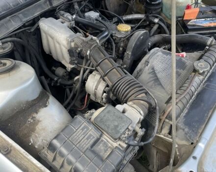 Сірий Опель Омега, об'ємом двигуна 2 л та пробігом 281 тис. км за 1000 $, фото 6 на Automoto.ua