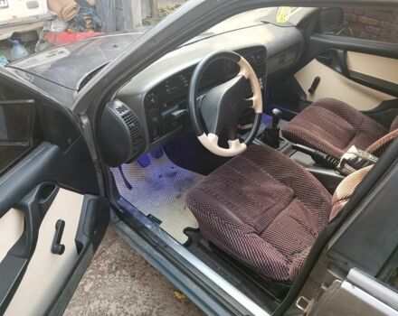 Серый Опель Омега, объемом двигателя 2 л и пробегом 360 тыс. км за 1063 $, фото 2 на Automoto.ua