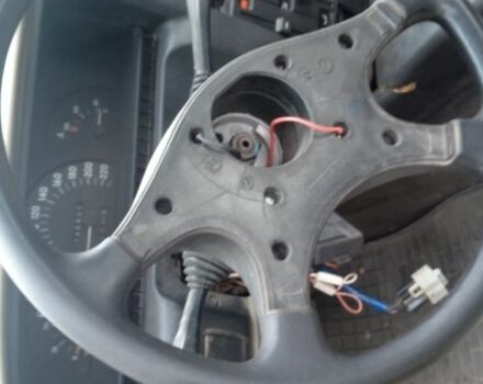 Сірий Опель Омега, об'ємом двигуна 1.8 л та пробігом 146 тис. км за 390 $, фото 5 на Automoto.ua