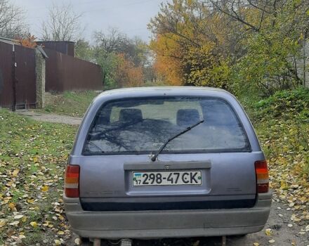 Серый Опель Омега, объемом двигателя 1.8 л и пробегом 200 тыс. км за 1313 $, фото 6 на Automoto.ua