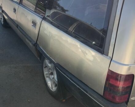 Сірий Опель Омега, об'ємом двигуна 0 л та пробігом 215 тис. км за 800 $, фото 4 на Automoto.ua