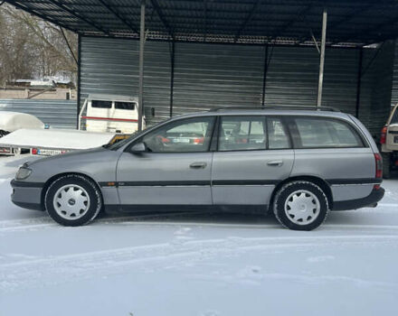 Серый Опель Омега, объемом двигателя 0 л и пробегом 315 тыс. км за 1850 $, фото 7 на Automoto.ua